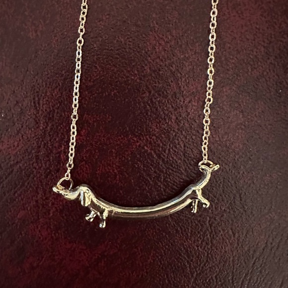 Dachshund Dog Necklace Gold Tone NWOT - Picture 2 of 4